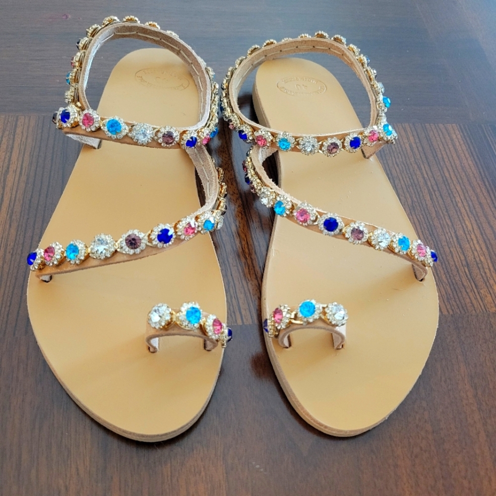 BRAND NEW, MADE IN GREECE NEVER BEN USED HANDMADE WEDDING SANDALS SIZE 40=9 USA,